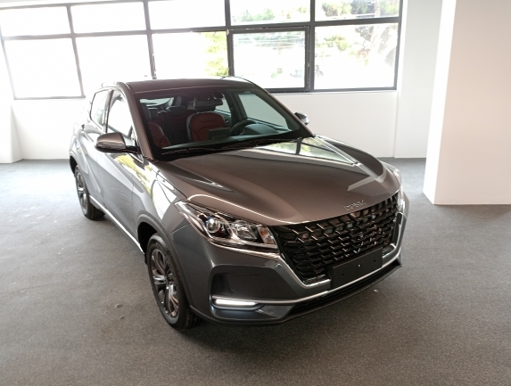 Premium &Beta;&epsilon;&nu;&zeta;ί&nu;&eta; &Epsilon;&Kappa;&Pi;&Tau;&Omega;&Sigma;&Eta; 2900&euro;